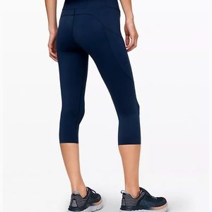 Fast and Free high-rise crop 19” legging